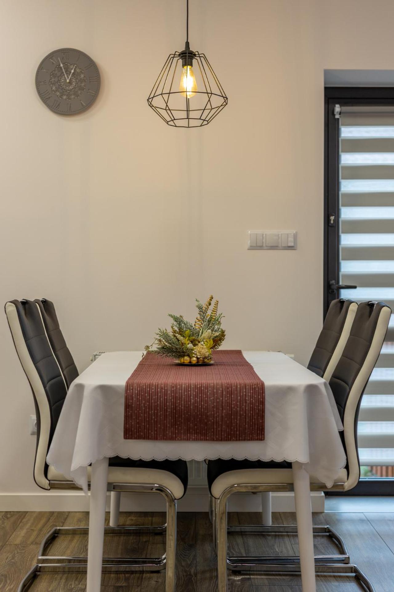 אוסטריצקי דולנה Apartamenty Belska Centrum מראה חיצוני תמונה
